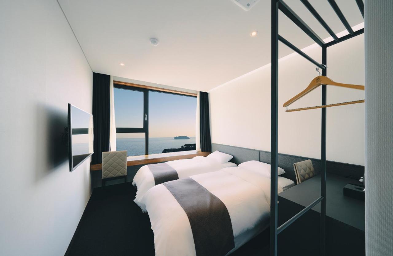 Jeju Poong Gyung Hotel Seogwipo Exterior foto